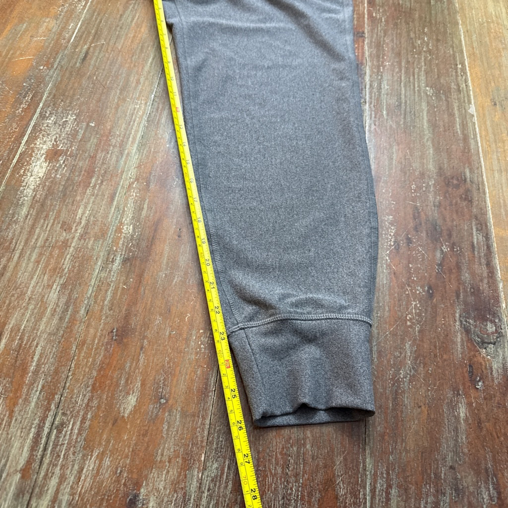 Old Navy Active Heathered Gray Powersoft High Rise Joggers Medium - Picture 12 of 12